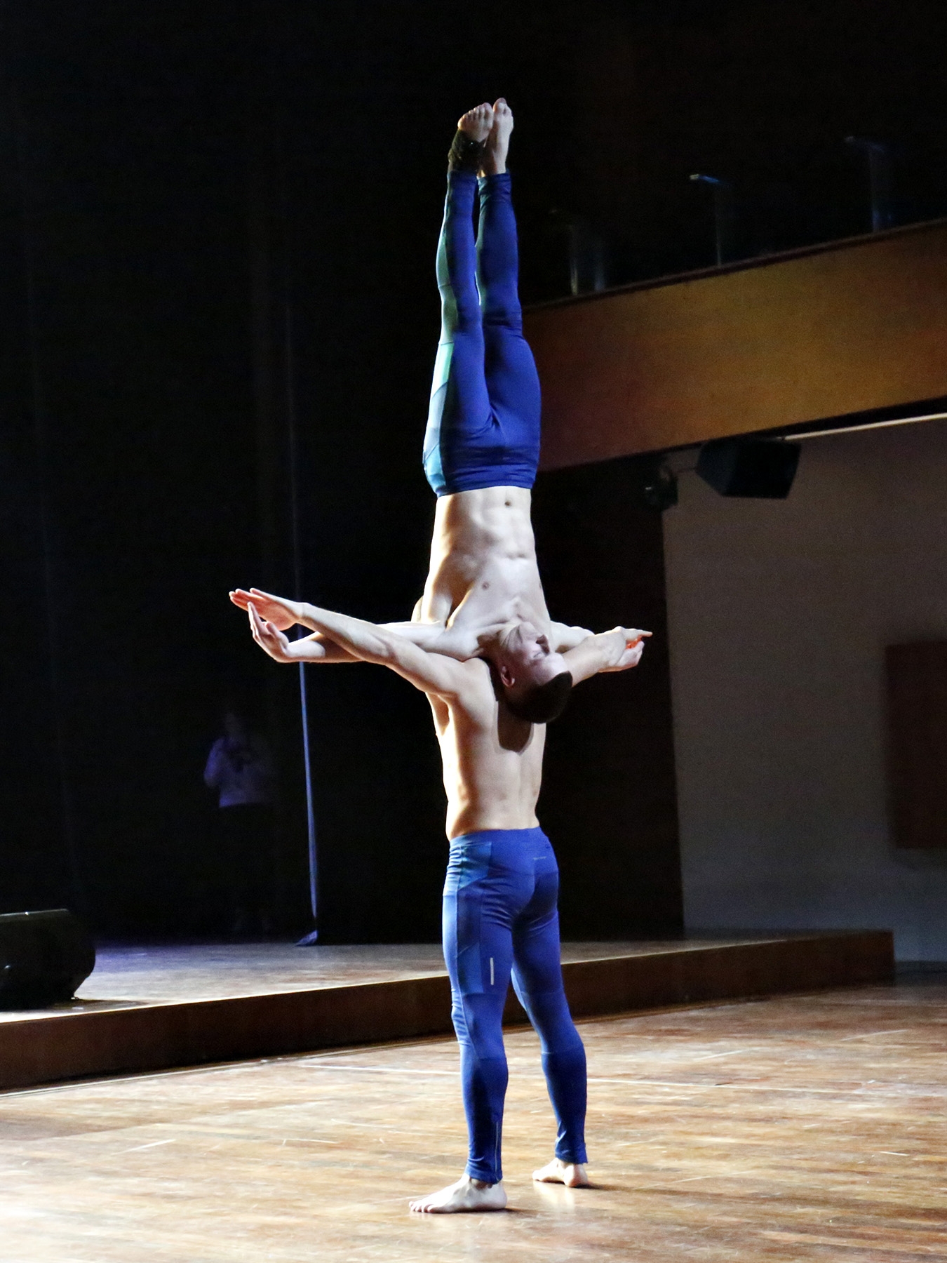 labum (52)